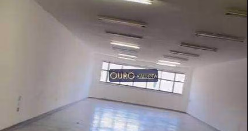 Galpão Comercial com 959m²