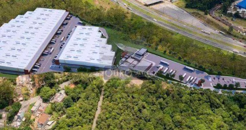 Galpão com 2756m2 de ABL em condomínio com 17 módulos