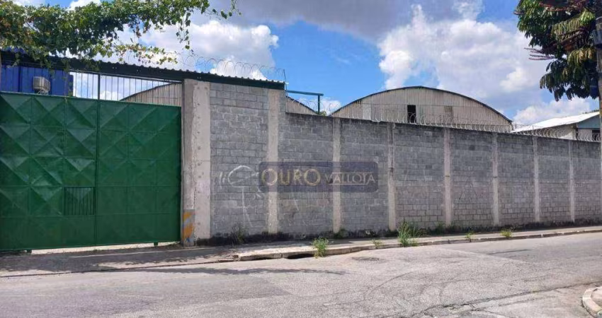 Galpão /  Industrial c/ 2500 m² em terreno de 4.000m²