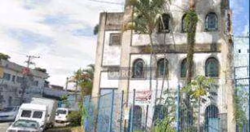Aluga prédio - galpão na Moóca com 735m2 de área construída