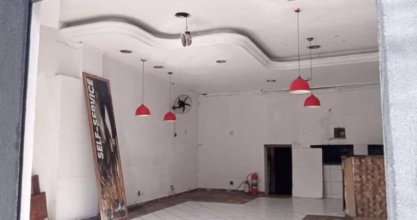 Salão Comercial com 195m²
