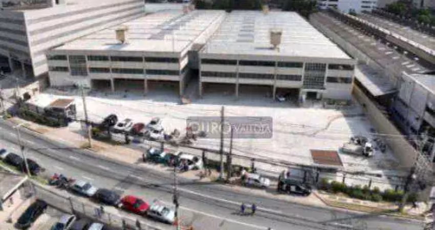 Barracão / Galpão / Depósito para alugar na Avenida Tamboré, Alphaville Industrial, Barueri