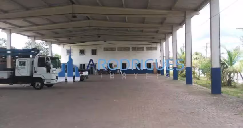 Galpão Industrial de Alto Padrão em Jardim Limoeiro, Camaçari-BA: 2 Salas, 2 Banheiros, 40 Vagas de Garagem, 1.000m² de Área!