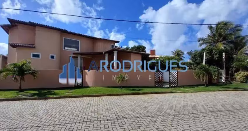 Excelente casa à venda frente mar, nascente em condomínio fechado!