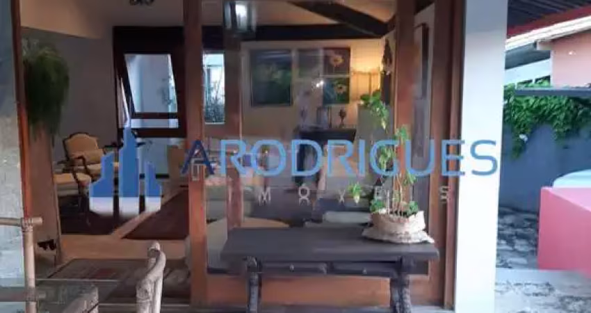 Casa duplex no loteamento pedra do sal, à venda, vista mar a poucos passos da praia!!