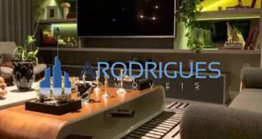 Excelente Apartamento à Venda na Mansão Richard Strauss - Pituba, 4/4 sendo 2 suítes, Amplo, Reformado e decorado - Imperdível Oportunidade !!