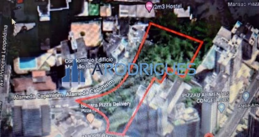 Terreno Comercial de 2.330,00 m² à Venda na Graça, Salvador-BA: Oportunidade Única!