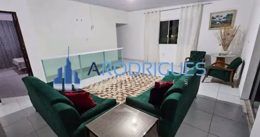 Casa em condomínio de luxo com 3 quartos e 2 suítes na Barra do Jacuípe-BA: 600m², 2 salas e 4 vagas de garagem!