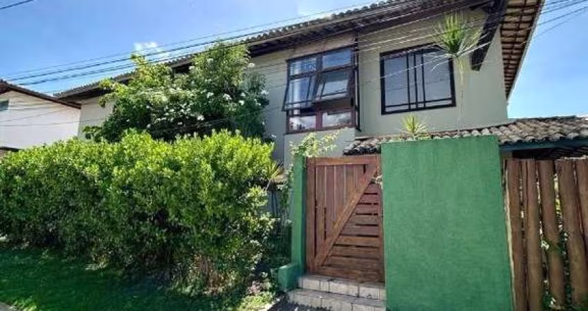 Casa em Condomínio para Venda em Lauro De Freitas, Buraquinho, 4 dormitórios, 3 suítes, 4 banheiros, 2 vagas