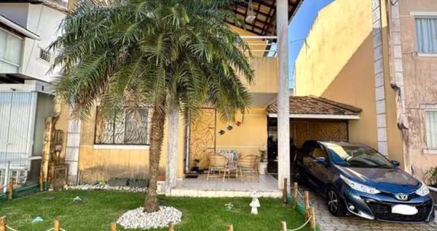 Casa em Condomínio para Venda em Lauro de Freitas, Pitangueiras, 4 dormitórios, 1 suíte, 3 banheiros, 2 vagas