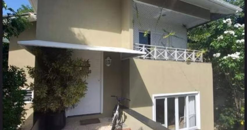 Casa em Condomínio para Venda em Lauro de Freitas, Centro, 4 dormitórios, 3 suítes, 5 banheiros, 2 vagas