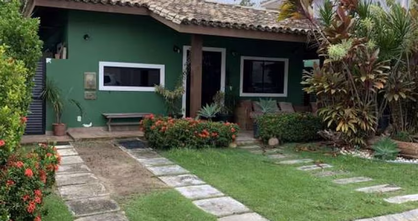 Casa em Condomínio para Locação em Lauro de Freitas, Buraquinho, 3 dormitórios, 1 suíte, 2 banheiros, 2 vagas