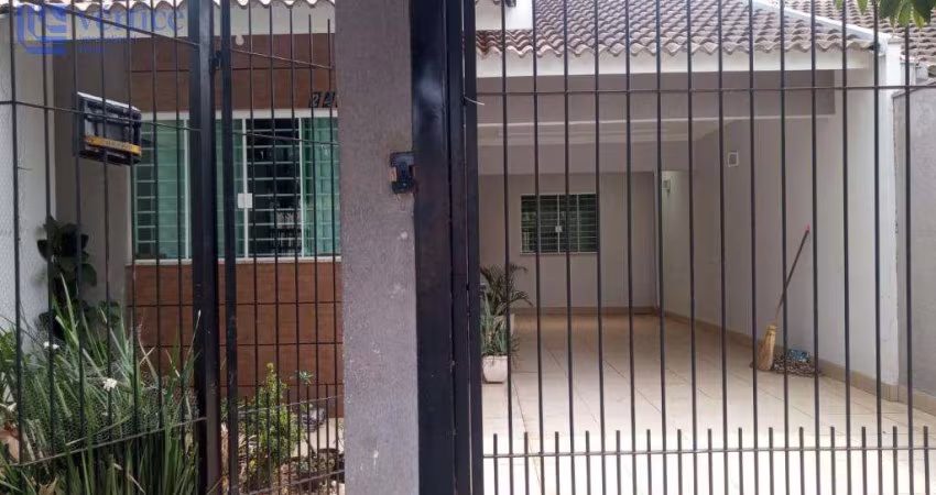 Casa à venda em Maringá, Jardim Paris, com 3 quartos, com 99 m²