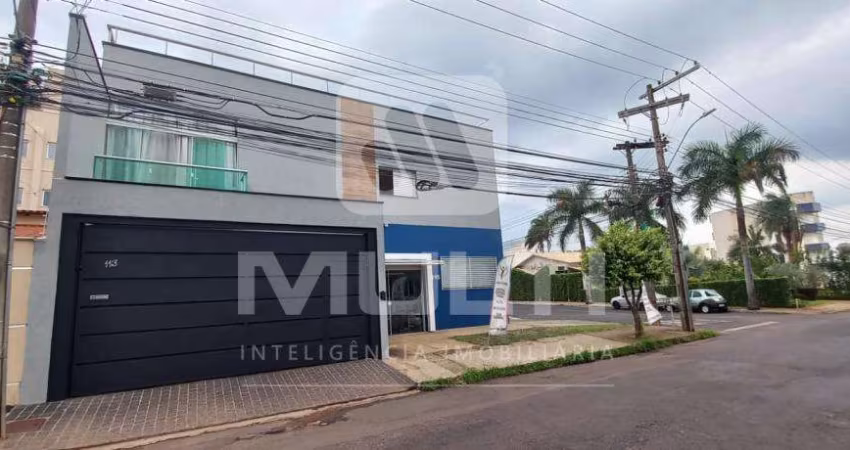 Apartamento com 4 quartos para alugar no Jardim Finotti, Uberlândia 