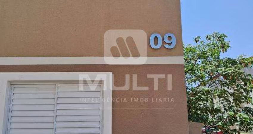 Apartamento com 2 quartos para alugar no Pacaembu, Uberlândia 