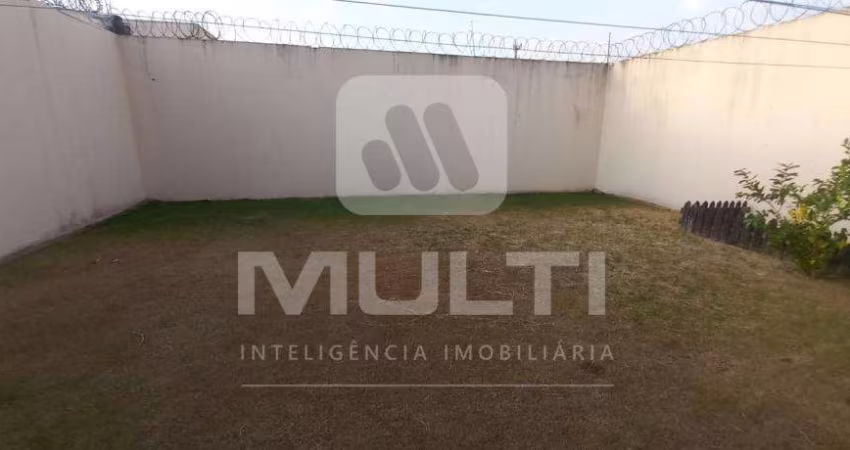 Casa com 3 quartos para alugar no Presidente Roosevelt, Uberlândia 