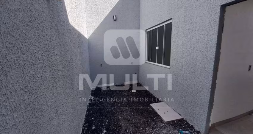 Casa comercial para alugar no Santa Mônica, Uberlândia 