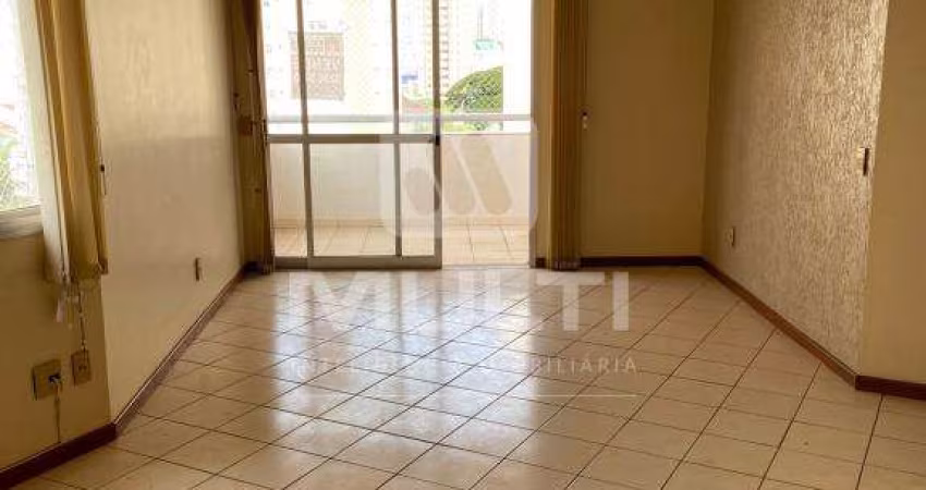 Apartamento com 4 quartos para alugar no Martins, Uberlândia 