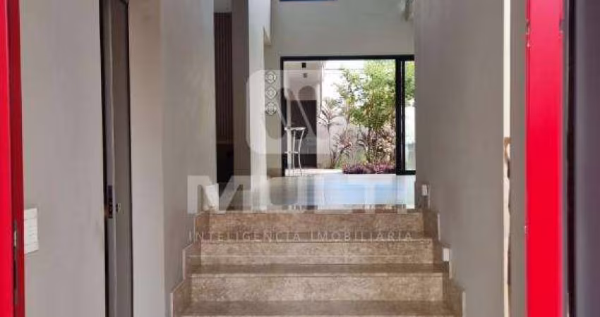 Casa com 3 quartos para alugar no Vigilato Pereira, Uberlândia 