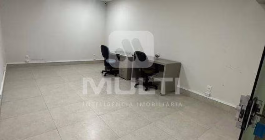 Casa comercial para alugar na Nossa Senhora Aparecida, Uberlândia 
