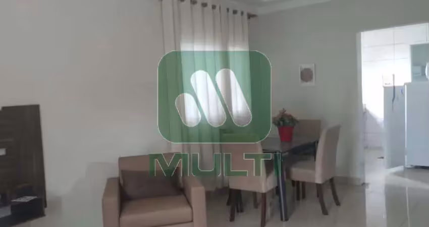 Apartamento com 2 quartos para alugar no Santa Mônica, Uberlândia 