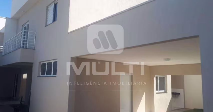 Casa com 3 quartos para alugar no Morada da Colina, Uberlândia 