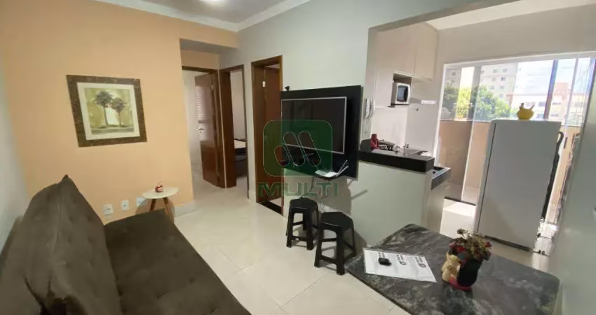 Apartamento com 2 quartos para alugar no Santa Mônica, Uberlândia 