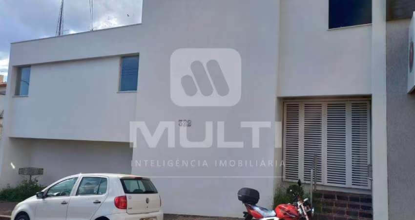 Casa comercial para alugar no Lidice, Uberlândia 