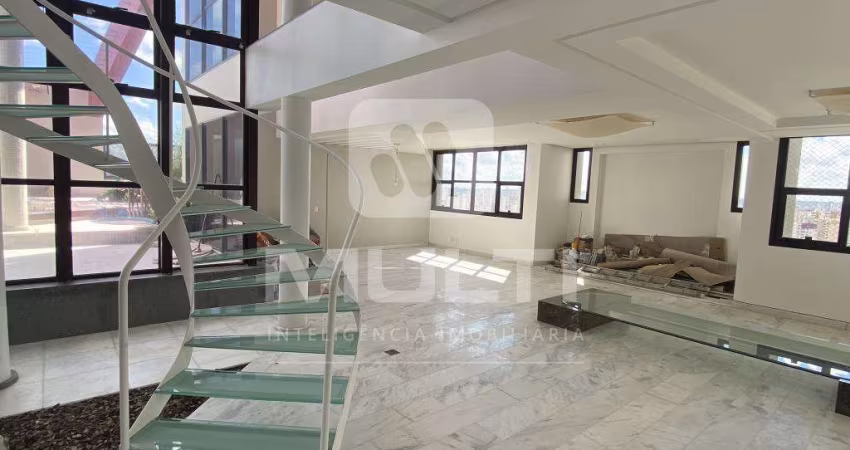 Apartamento com 4 quartos para alugar no Centro, Uberlândia 