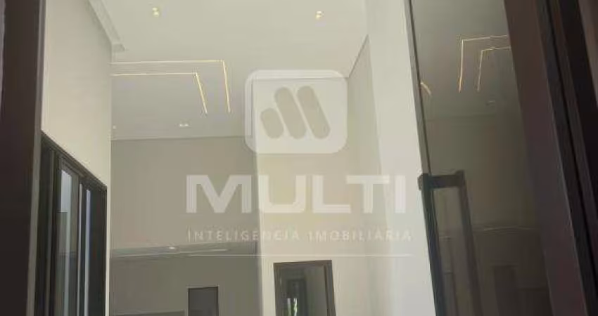 Casa em condomínio fechado com 3 quartos para alugar no Jardins Gênova, Uberlândia 