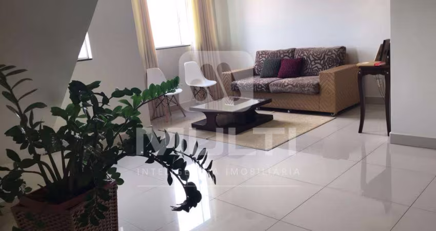Cobertura com 3 quartos para alugar no Brasil, Uberlândia 