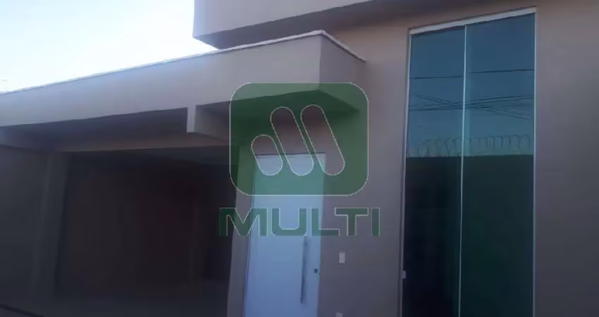 Casa com 4 quartos para alugar no Jardim Europa, Uberlândia 