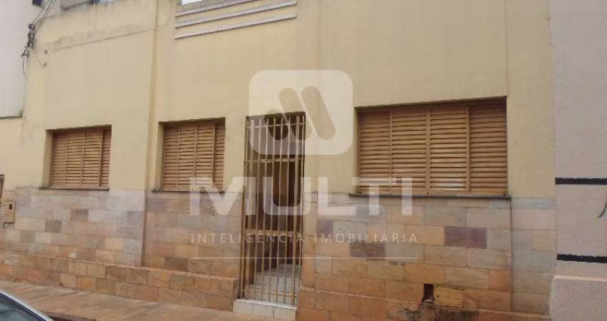 Casa comercial para alugar no Centro, Uberlândia 