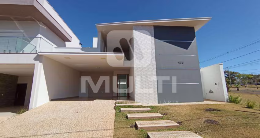 Casa em condomínio fechado com 3 quartos para alugar em Laranjeiras, Uberlândia 