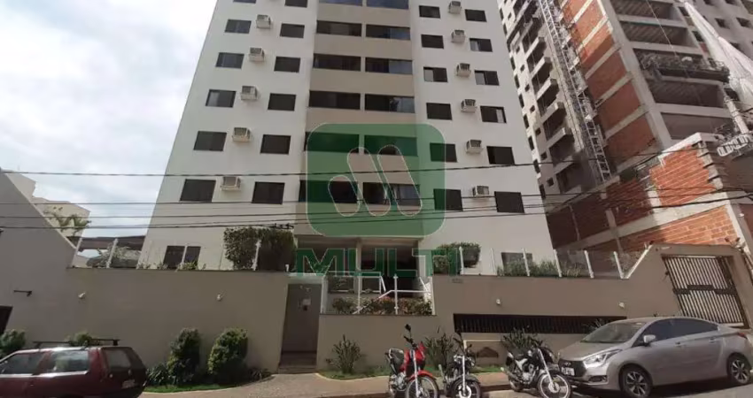 Apartamento com 3 quartos para alugar no Santa Maria, Uberlândia 