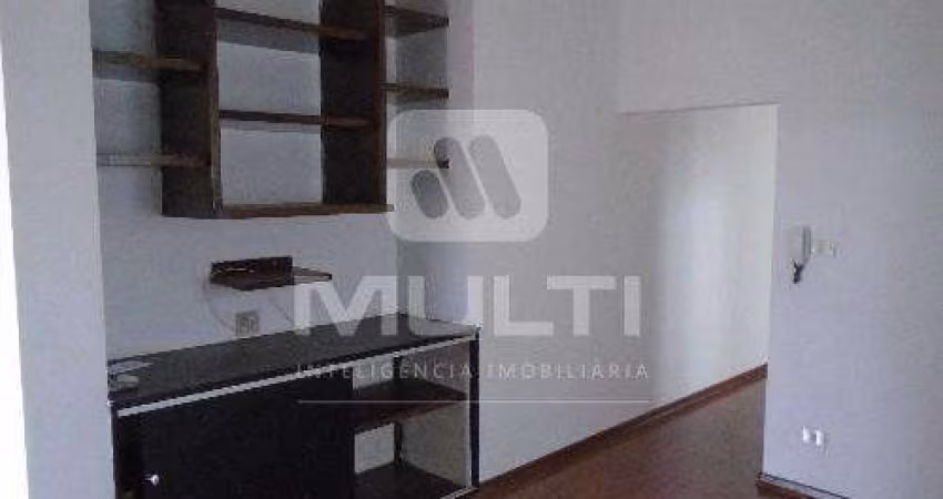 Casa com 3 quartos para alugar no Brasil, Uberlândia 