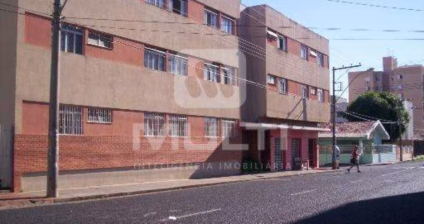 Apartamento com 3 quartos para alugar no Santa Maria, Uberlândia 