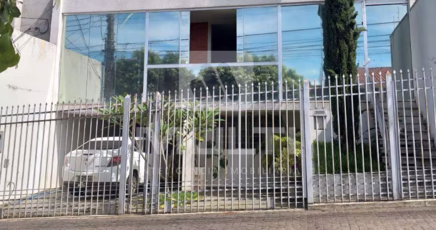 Casa com 3 quartos para alugar no Lidice, Uberlândia 
