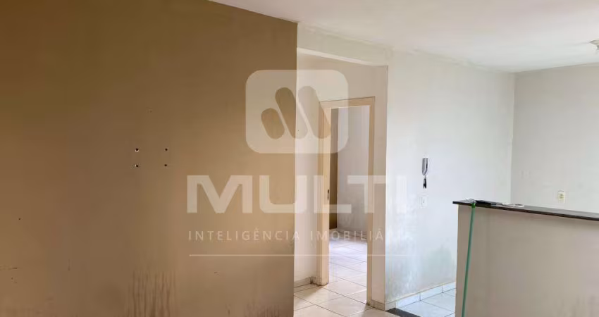Apartamento com 2 quartos para alugar no Chácaras Tubalina e Quartel, Uberlândia 