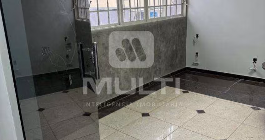 Sala comercial para alugar no Cazeca, Uberlândia 