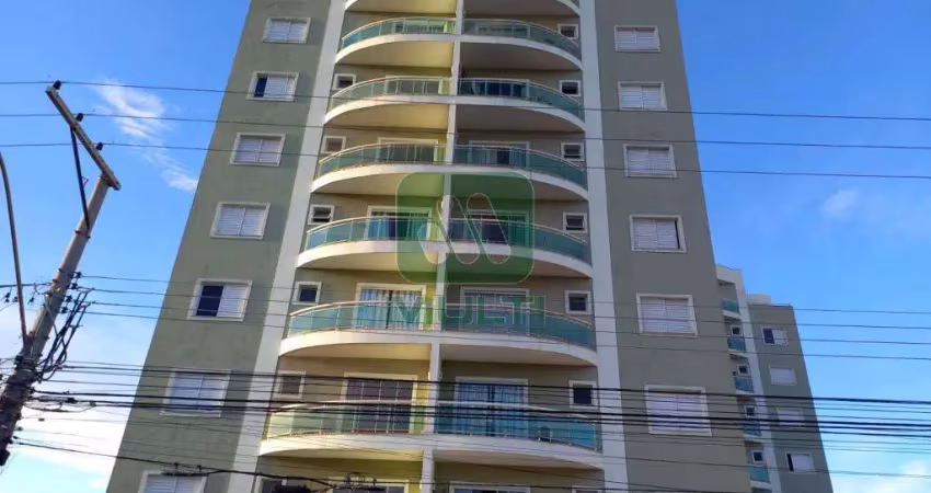 Apartamento com 2 quartos para alugar no Martins, Uberlândia 