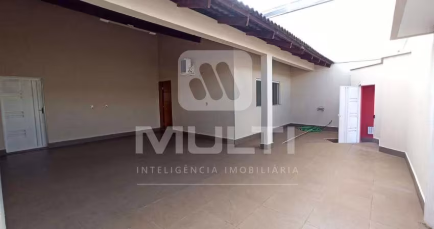 Casa comercial para alugar no Brasil, Uberlândia 