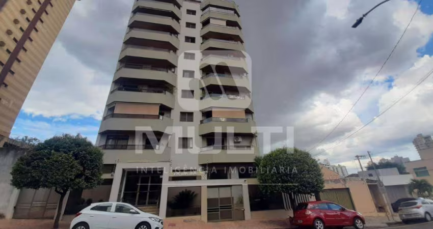 Apartamento com 4 quartos para alugar no Martins, Uberlândia 