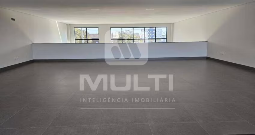 Barracão / Galpão / Depósito para alugar em Carajás, Uberlândia 