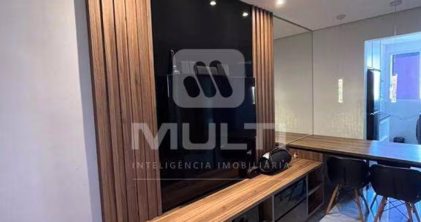 Apartamento com 4 quartos para alugar no Santa Maria, Uberlândia 