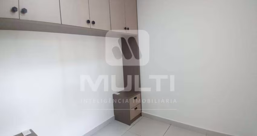 Apartamento com 2 quartos para alugar no Gávea, Uberlândia 