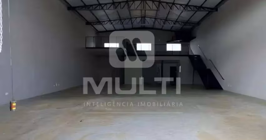 Barracão / Galpão / Depósito para alugar no Novo Mundo, Uberlândia 