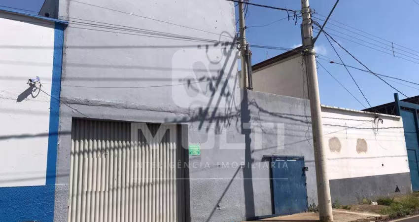 Barracão / Galpão / Depósito para alugar no Marta Helena, Uberlândia 