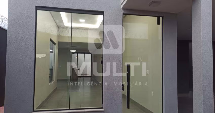 Casa com 3 quartos à venda no Centro, Uberlândia 