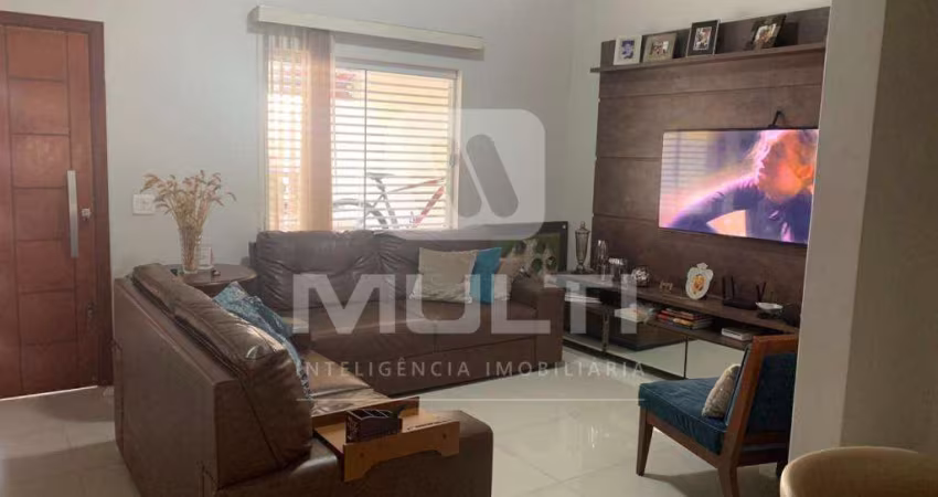 Casa com 3 quartos à venda no Bosque dos Buritis, Uberlândia 